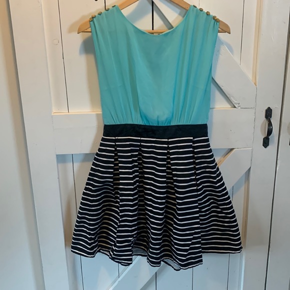 Pleated flared skirt dress. - Picture 1 of 5